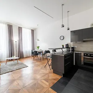 Appartement Exclusive Near Kafka's Head, Prague