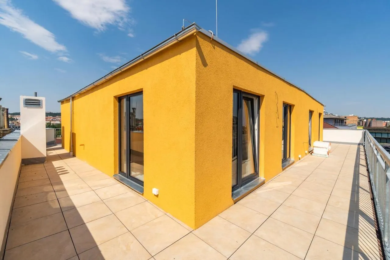 One Bedroom Penthouse Apartment # 82 In The Brand New Building Close To The City Center With Free Parking Praga 0*,  República Checa