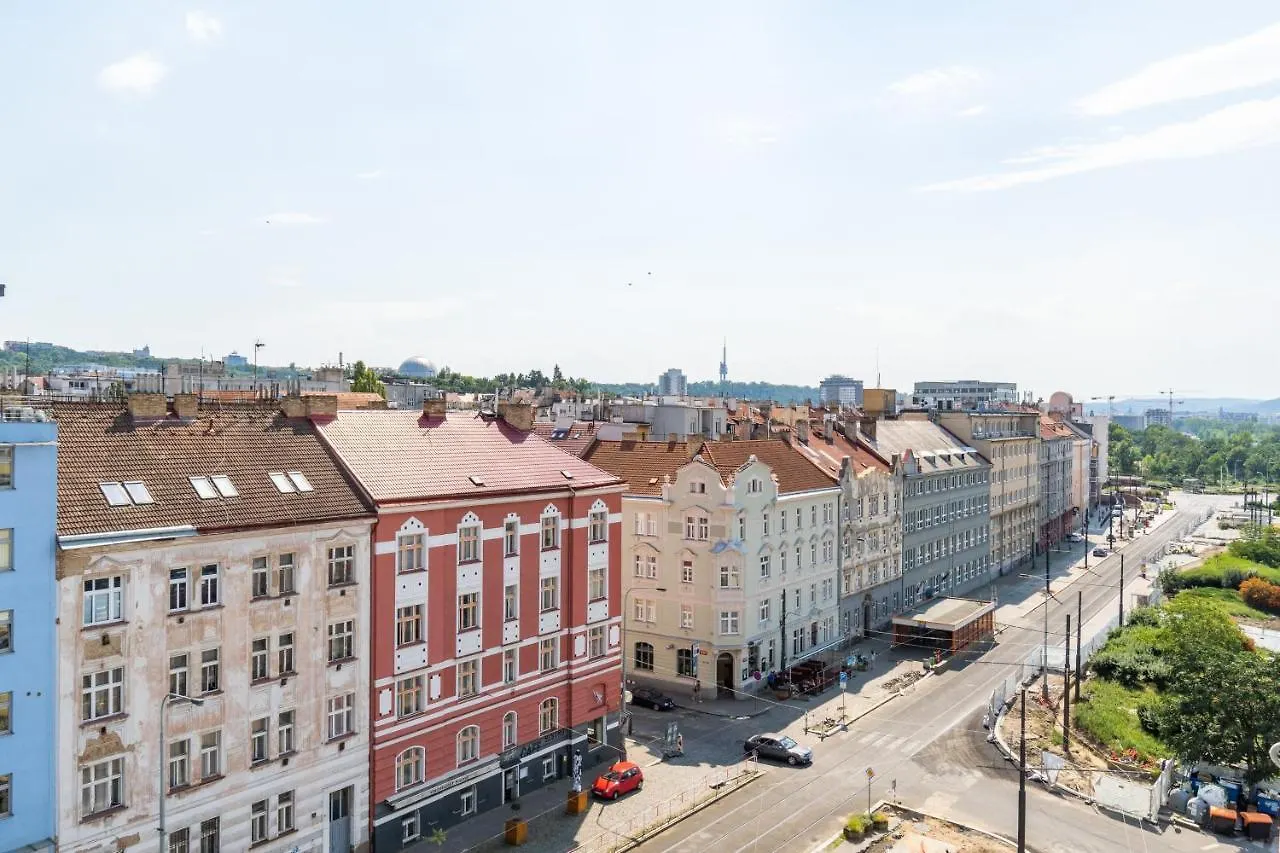 One Bedroom Penthouse Apartment # 82 In The Brand New Building Close To The City Center With Free Parking Praga República Checa