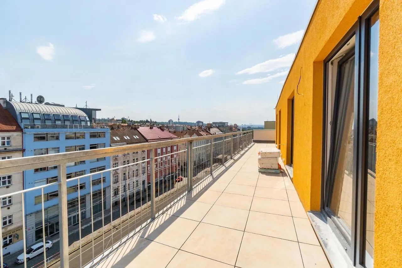 One Bedroom Penthouse Apartment # 82 In The Brand New Building Close To The City Center With Free Parking Praga