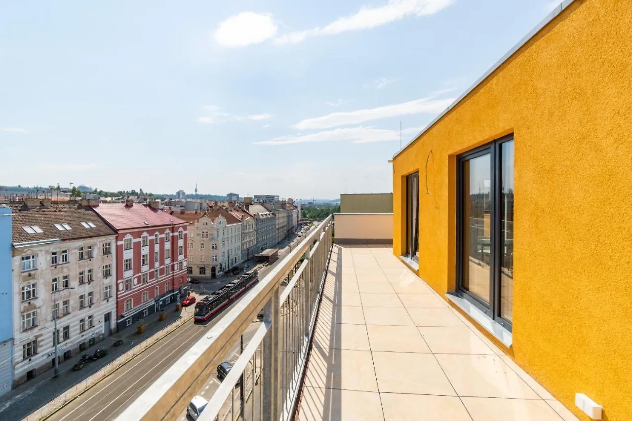 One Bedroom Penthouse Apartment # 82 In The Brand New Building Close To The City Center With Free Parking Praga