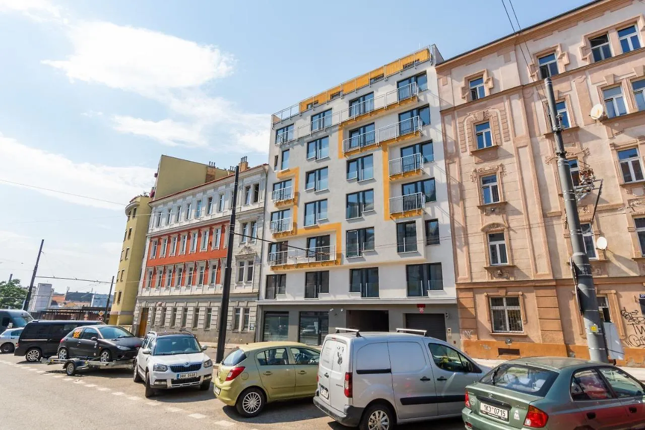 One Bedroom Penthouse Apartment # 82 In The Brand New Building Close To The City Center With Free Parking プラハ