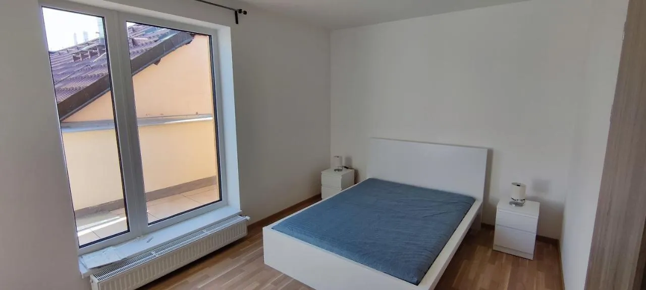One Bedroom Penthouse Apartment # 82 In The Brand New Building Close To The City Center With Free Parking プラハ
